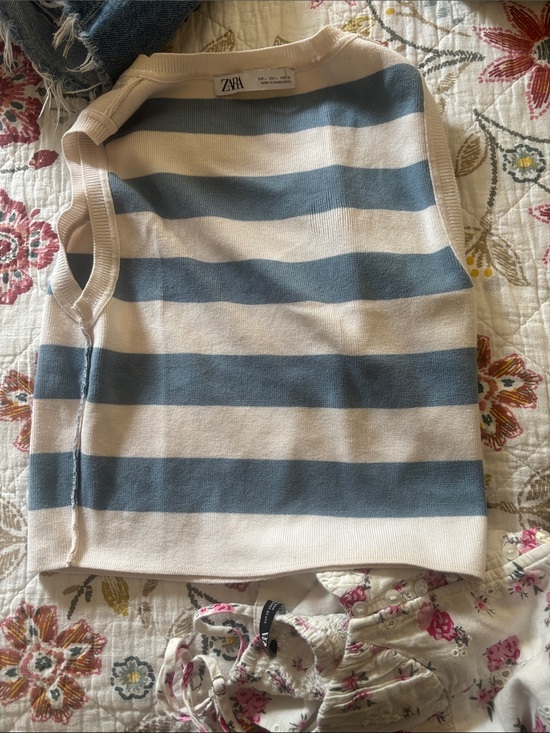 Zara Tops - Zara Blue and White Striped Cropped Knit Tank Top